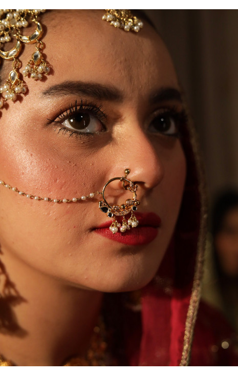 Mehro (Nose Ring)